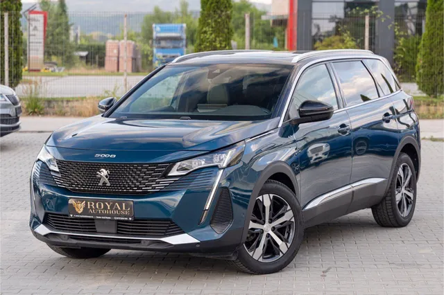 PEUGEOT 5008