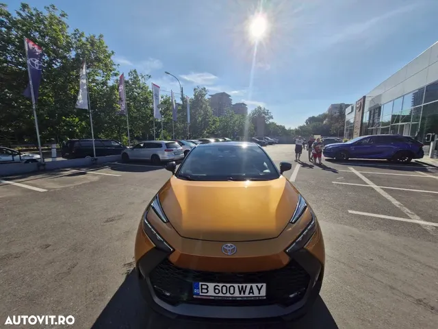 TOYOTA C-HR