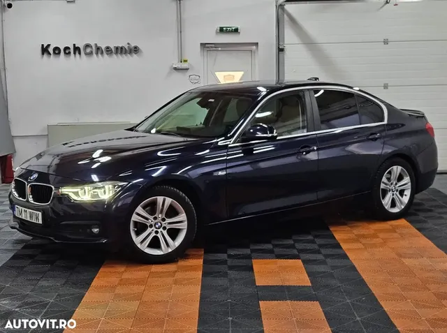 BMW 3 SERIES