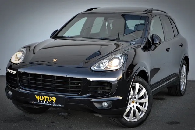 PORSCHE CAYENNE