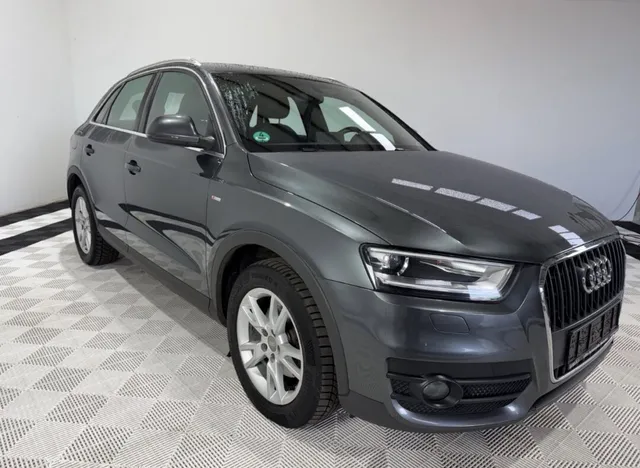 AUDI Q3