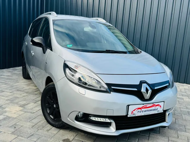 RENAULT GRAND SCENIC