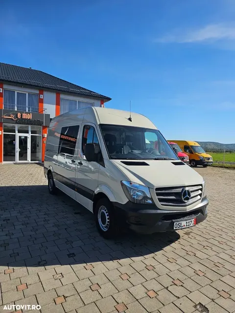 MERCEDES-BENZ SPRINTER