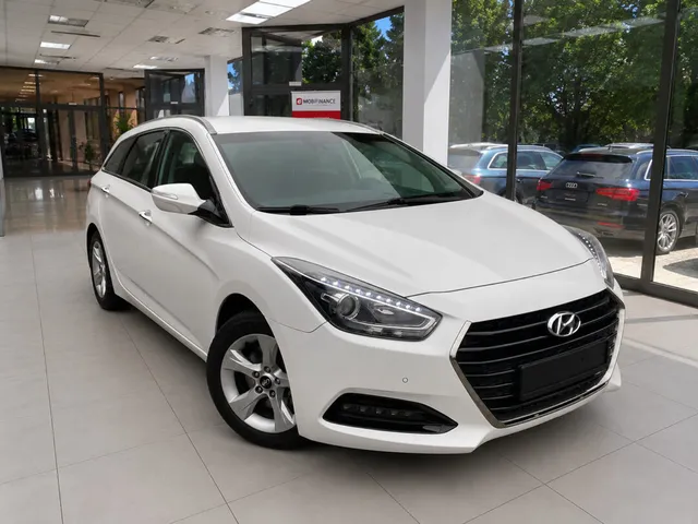 HYUNDAI I40
