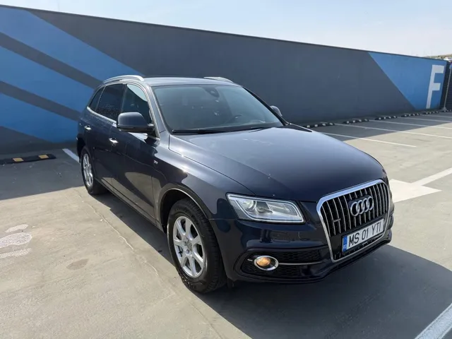 AUDI Q5