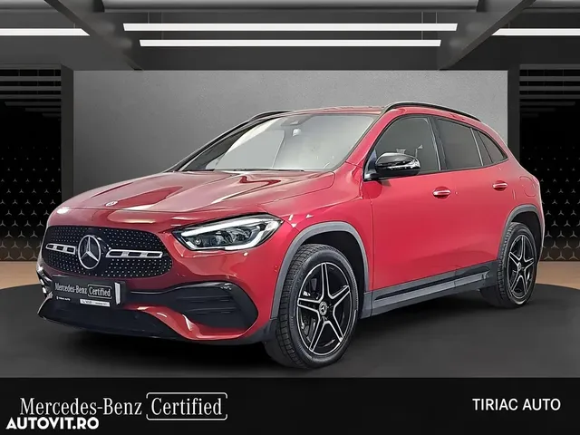 MERCEDES-BENZ GLA