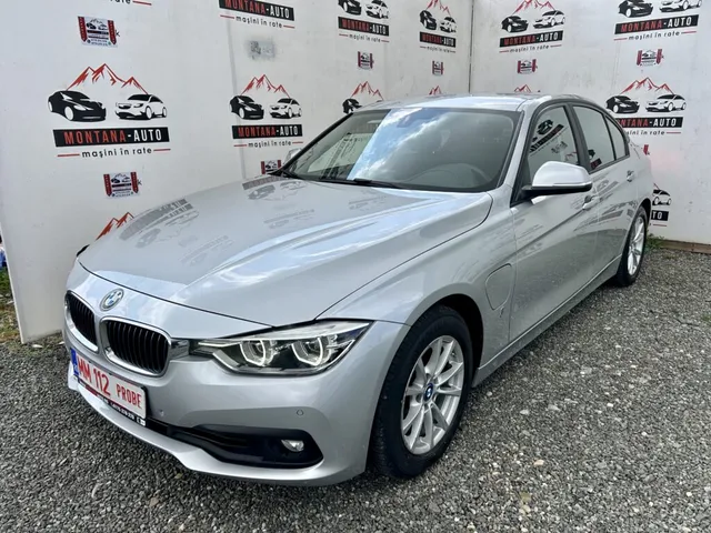 BMW 330E