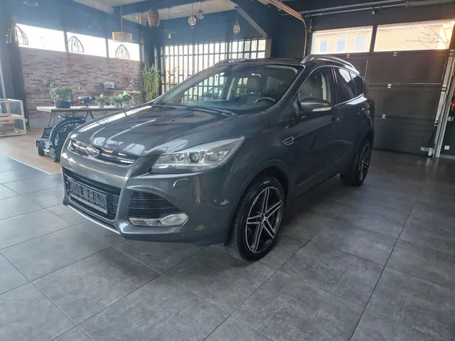FORD KUGA