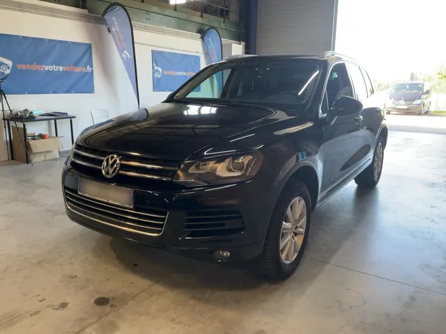 VOLKSWAGEN TOUAREG