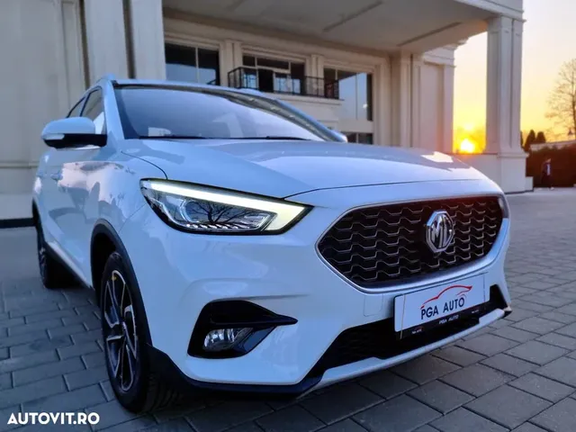 MG ZS