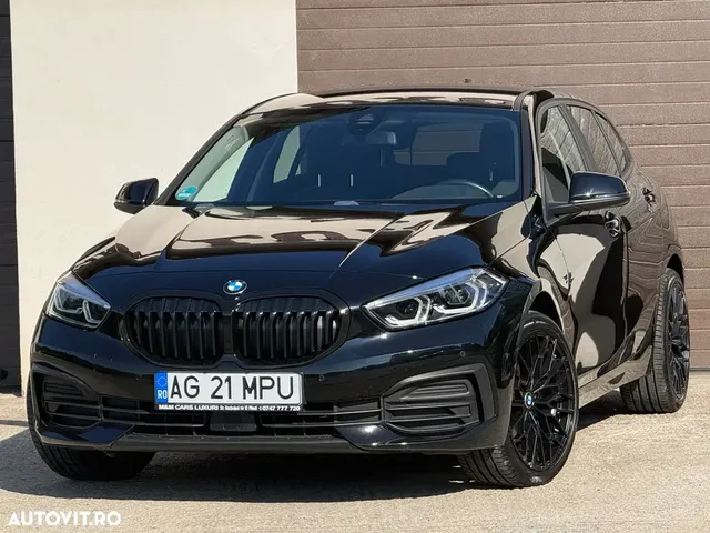 BMW 1 SERIES