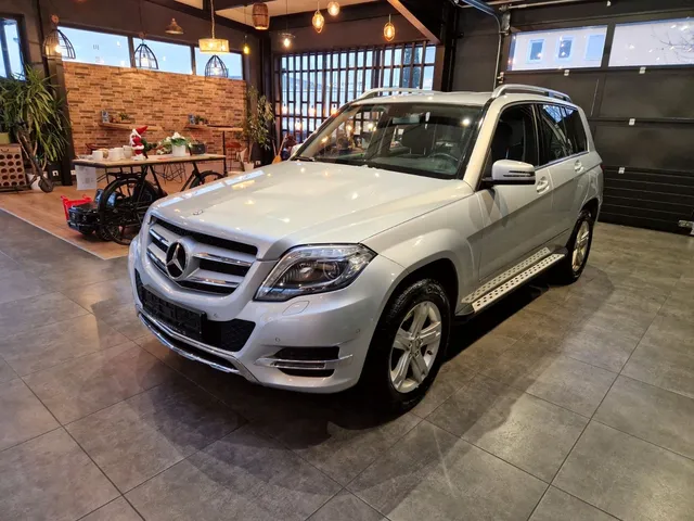 MERCEDES-BENZ GLK