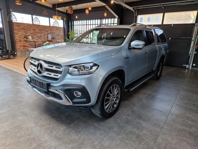 MERCEDES-BENZ X CLASS