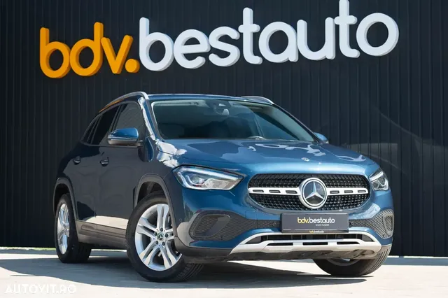 MERCEDES-BENZ GLA
