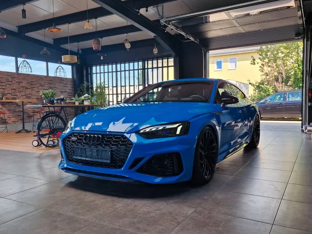 AUDI RS5