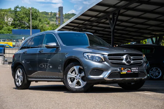MERCEDES-BENZ GLC