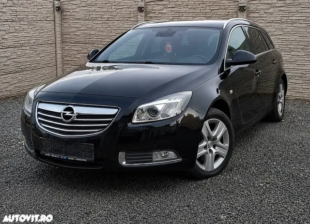 OPEL INSIGNIA