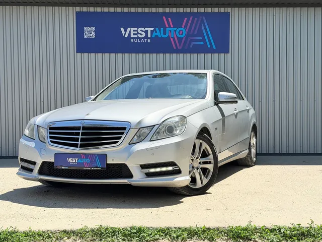 MERCEDES-BENZ E CLASS