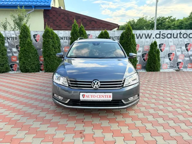 VOLKSWAGEN PASSAT