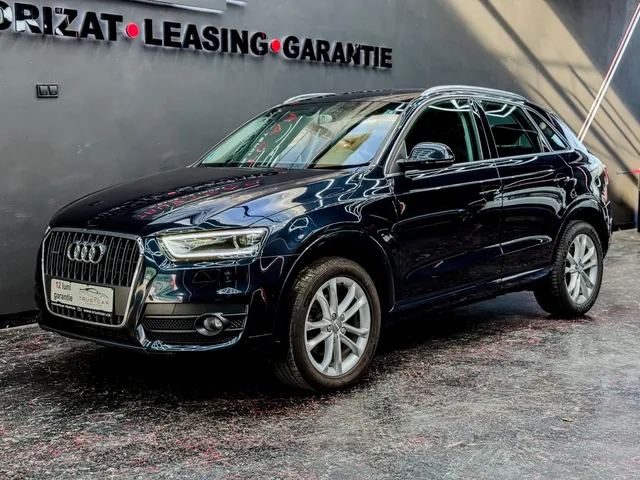 AUDI Q3