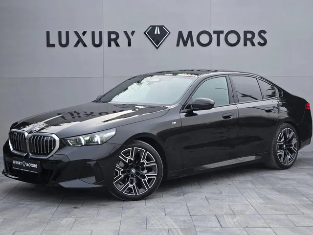 BMW 5 SERIES