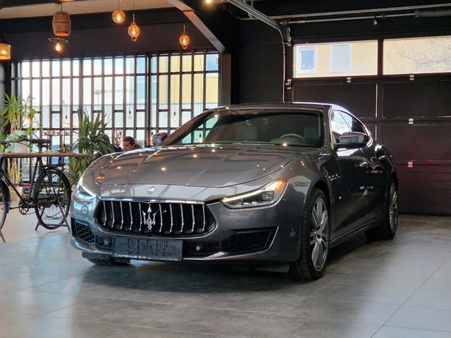 MASERATI GHIBLI