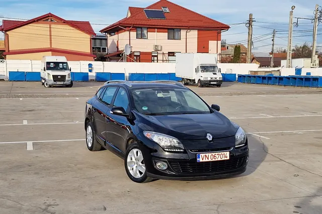 RENAULT MEGANE