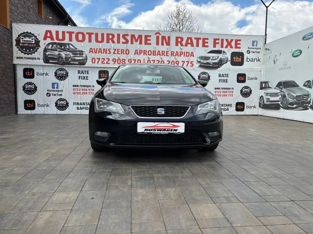 SEAT LEON