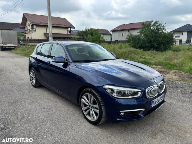 BMW 1 SERIES