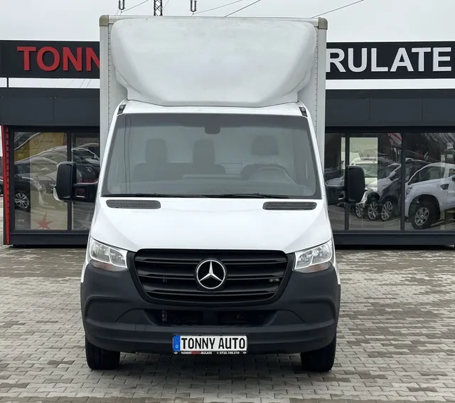 MERCEDES-BENZ SPRINTER