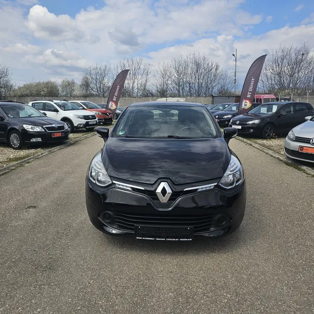 RENAULT CLIO