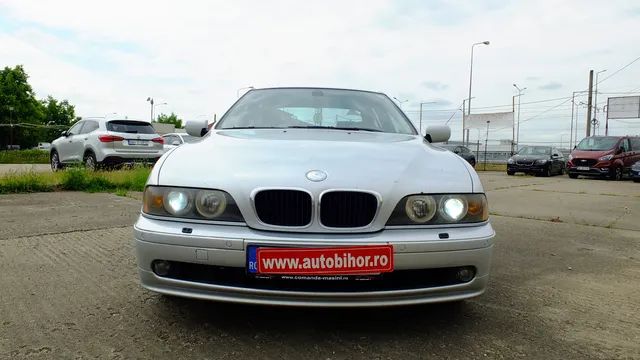 BMW 5 SERIES