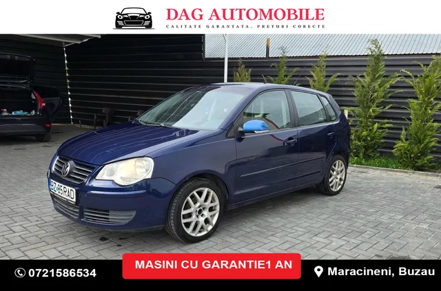 VOLKSWAGEN POLO