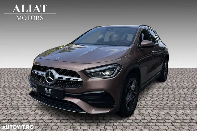 MERCEDES-BENZ GLA