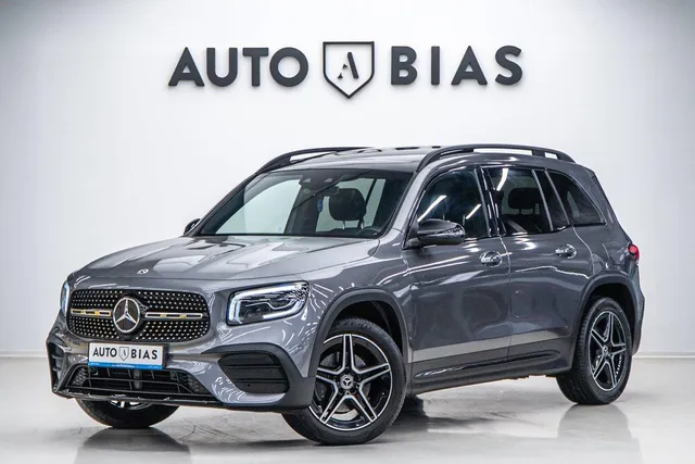 MERCEDES-BENZ GLB