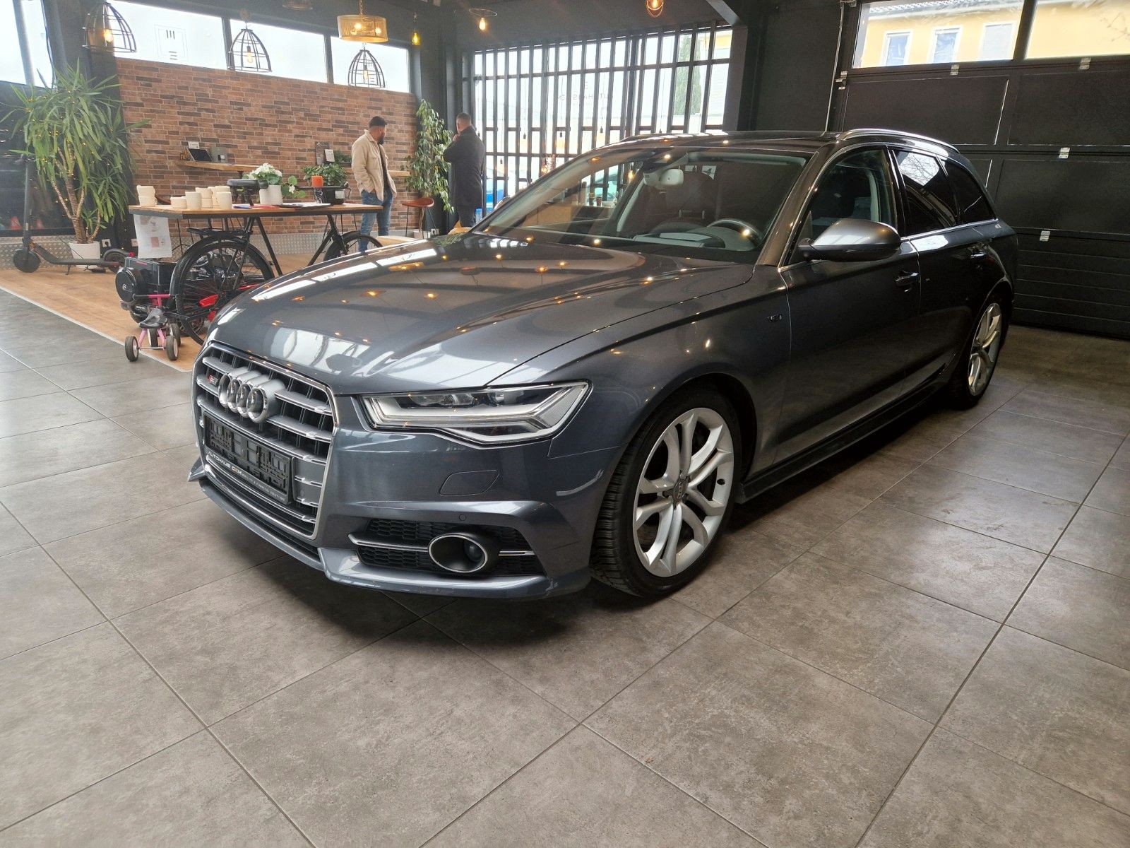 AUDI S6