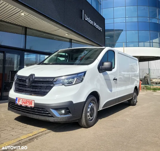 RENAULT TRAFIC