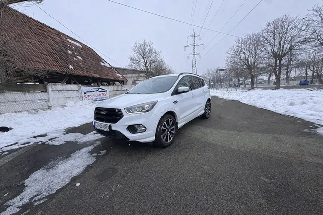 FORD KUGA