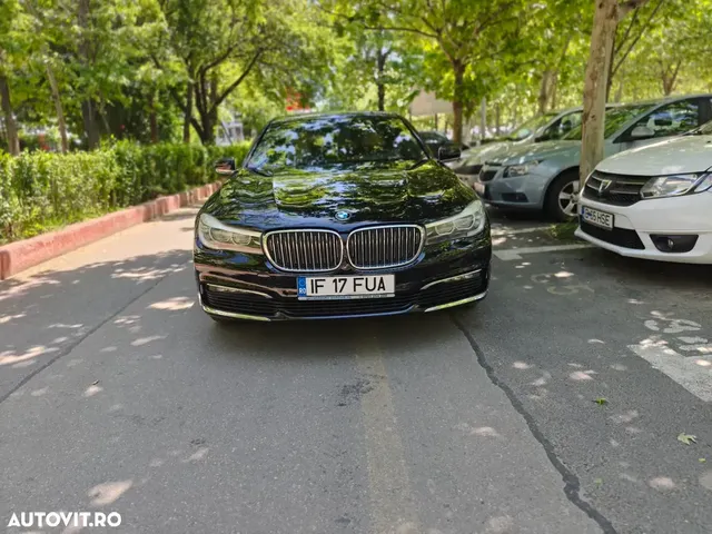 BMW 7 SERIES