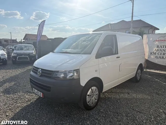 VOLKSWAGEN TRANSPORTER