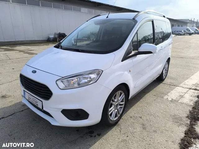 FORD TOURNEO COURIER