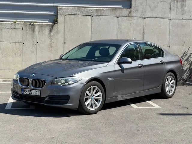 BMW 5 SERIES