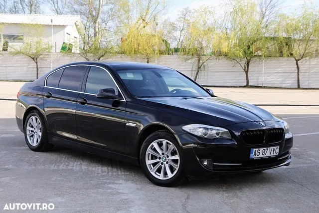 BMW 5 SERIES
