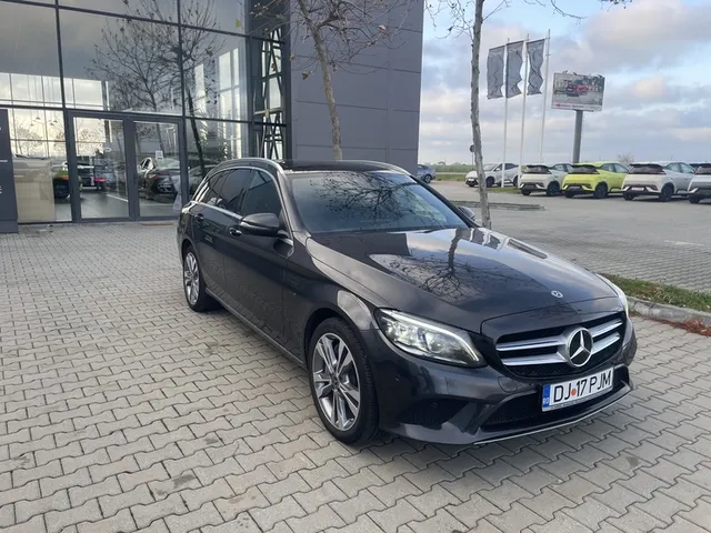 MERCEDES-BENZ C CLASS