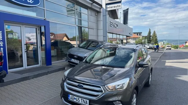 FORD KUGA