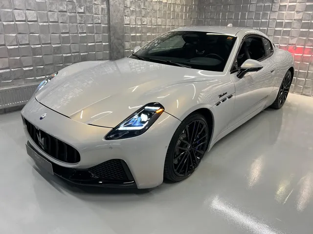 MASERATI GRANTURISMO
