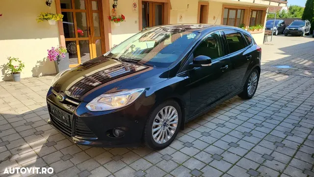 FORD FOCUS