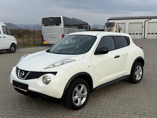 NISSAN JUKE
