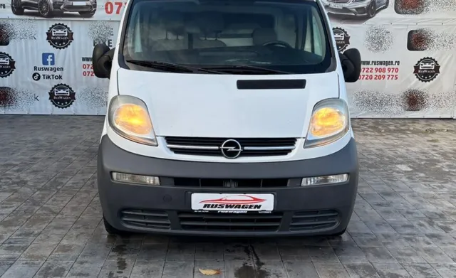 OPEL VIVARO