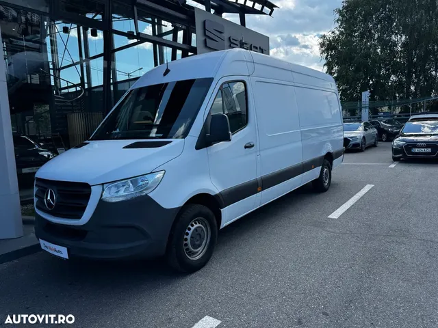 MERCEDES-BENZ SPRINTER